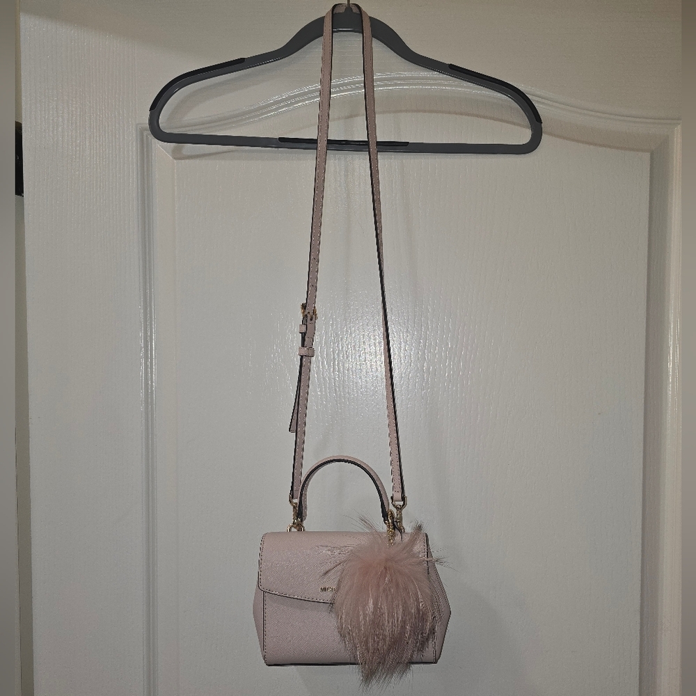 Brand NEW Michael Kors Ava Mini Crossbody Bag